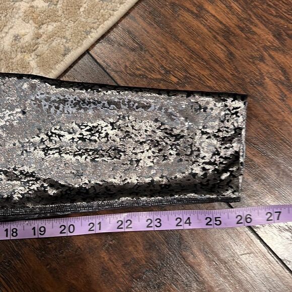 high rise Beyond Yoga Alloy Ombre legging in silver and Grey size S in EUC - Picture 8 of 8